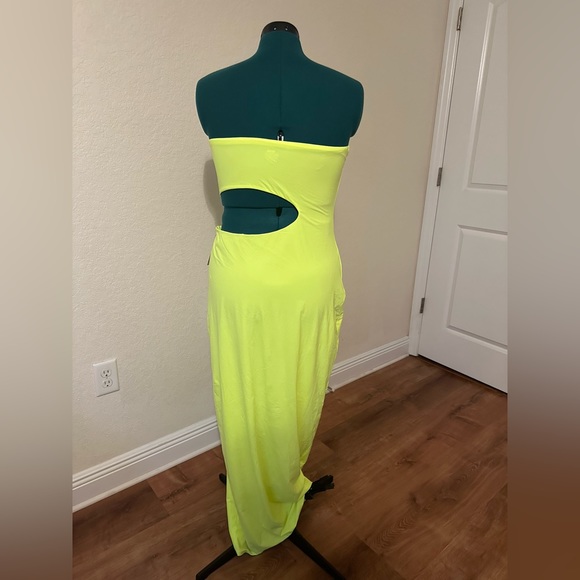 Skims Fits Everybody Cut Out Long Dress - Picture 2 of 4